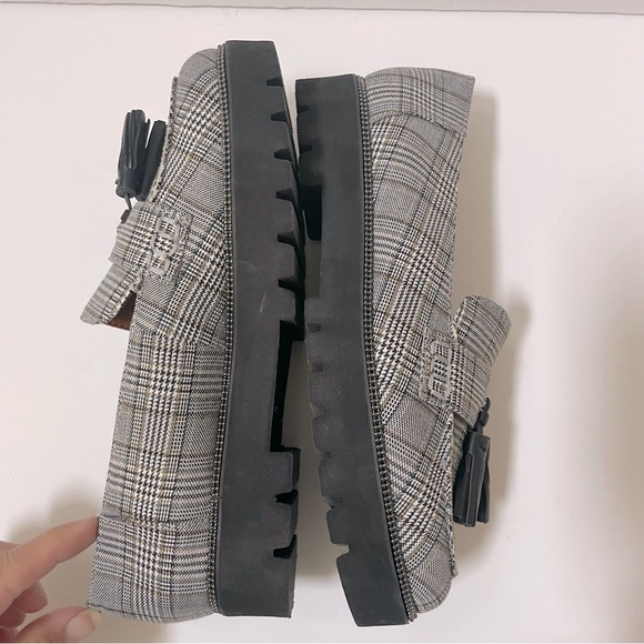 Franco Sarto Black and Gray Plaid Tassel Loafers - Picture 6 of 11